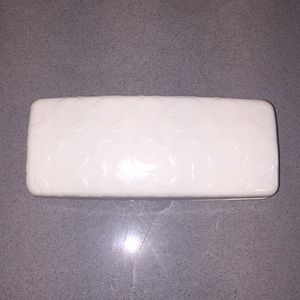 authentic coach op art clutch sunglasses case